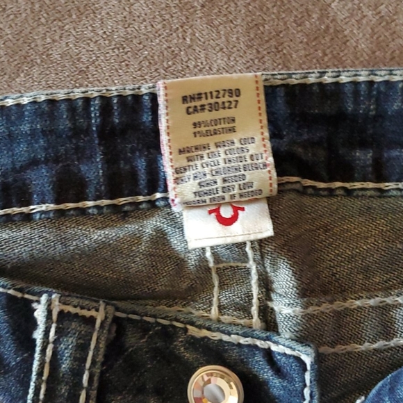 True Religion jeans. - Picture 3 of 6